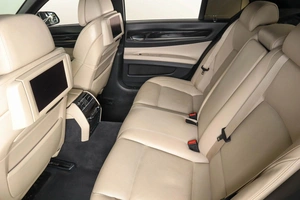 Седан BMW 7 серия 2011 года, 2449000 рублей, Пермь