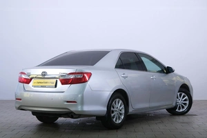 Седан Toyota Camry 2013 года, 1519000 рублей, Омск