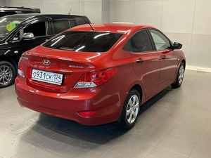 Седан Hyundai Solaris 2013 года, 997000 рублей, Красноярск