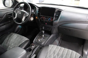 Пикап Mitsubishi L200 2022 года, 3850000 рублей, Красноярск