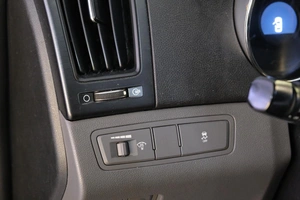 Седан Hyundai Sonata 2010 года, 989000 рублей, Омск