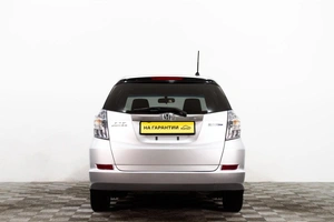 Универсал Honda Fit Shuttle 2011 года, 779000 рублей, Сургут