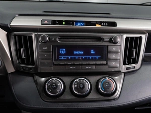 Внедорожник Toyota RAV4 2013 года, 1835992 рублей, Тюмень