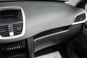 Хетчбэк Peugeot 207 2007 года, 319000 рублей, Оренбург