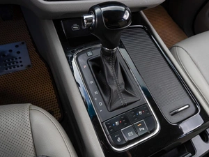 Минивэн Kia Carnival 2016 года, 2489000 рублей, Саратов