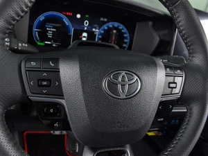 Седан Toyota Camry 2025 года, 4825000 рублей, Воронеж