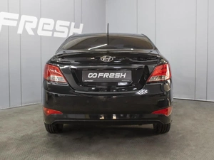 Седан Hyundai Solaris 2014 года, 1170000 рублей, Омск