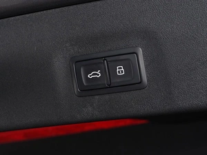 Седан Audi A5L 2025 года, 5760000 рублей, Красный Пахарь