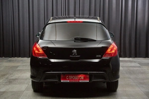Хетчбэк Peugeot 308 2012 года, 747000 рублей, Красноярск
