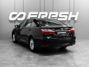 Седан Toyota Camry 2015 года, 1799000 рублей, Тюмень