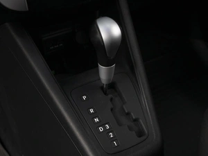 Минивэн Kia Venga 2011 года, 790000 рублей, Омск