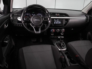 Седан Kia Rio 2017 года, 1374000 рублей, Воронеж