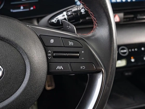 Седан Hyundai Elantra 2020 года, 1850000 рублей, Краснодар