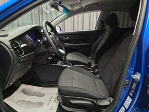 Хетчбэк Kia Rio X-Line 2019 года, 1440000 рублей, Красноярск