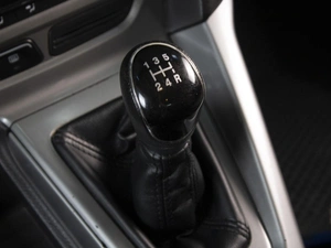 Хетчбэк Ford Focus 2012 года, 830000 рублей, Омск
