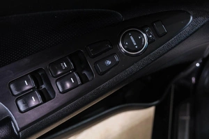 Седан Hyundai Sonata 2011 года, 1079000 рублей, Новокузнецк