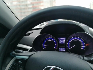 Хетчбэк Hyundai Veloster 2014 года, 1100000 рублей, Красноярск