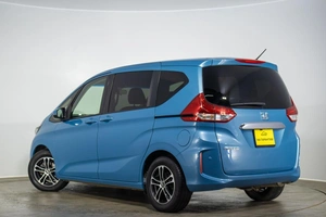 Минивэн Honda Freed 2018 года, 1639000 рублей, Оренбург