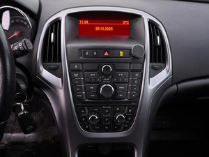 Хетчбэк Opel Astra 2013 года, 899000 рублей, Тверь