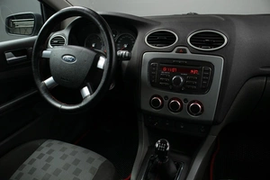 Седан Ford Focus 2007 года, 329000 рублей, Оренбург