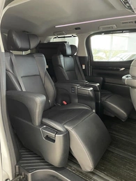 Минивэн Toyota Alphard 2019 года, 4097000 рублей, Солонцы
