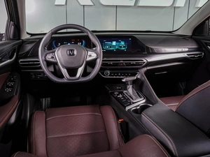Седан Changan Eado Plus 2023 года, 1674000 рублей, Воронеж