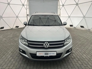 Внедорожник Volkswagen Tiguan 2012 года, 1300000 рублей, Клинцы