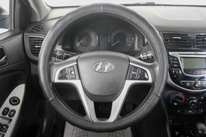 Седан Hyundai Solaris 2013 года, 839000 рублей, Кемерово