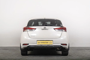 Хетчбэк Toyota Auris 2016 года, 1649000 рублей, Томск