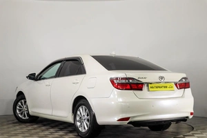 Седан Toyota Camry 2018 года, 1879000 рублей, Пермь