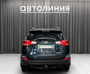 Внедорожник Toyota RAV4 2015 года, 2270000 рублей, Красноярск