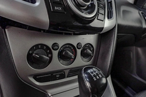 Универсал Ford Focus 2013 года, 869000 рублей, Челябинск