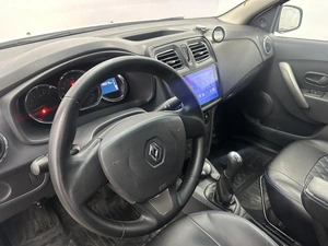 Седан Renault Logan 2016 года, 750000 рублей, Орёл