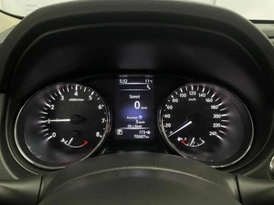 Внедорожник Nissan X-Trail 2019 года, 2350400 рублей, Красноярск