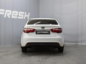 Седан Kia Rio 2011 года, 699000 рублей, Омск