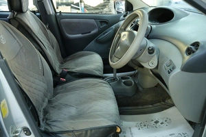 Хетчбэк Toyota Vitz 2000 года, 389000 рублей, Омск