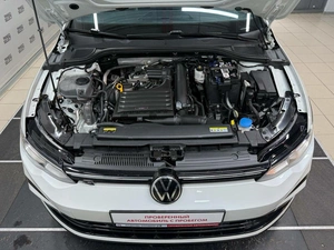 Хетчбэк Volkswagen Golf 2021 года, 2790000 рублей, Красноярск