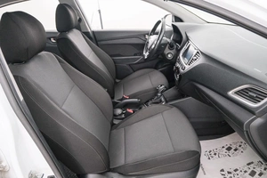 Седан Hyundai Solaris 2019 года, 1649000 рублей, Красноярск