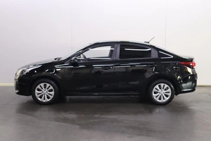 Седан Kia Rio 2017 года, 1160000 рублей, Брянск