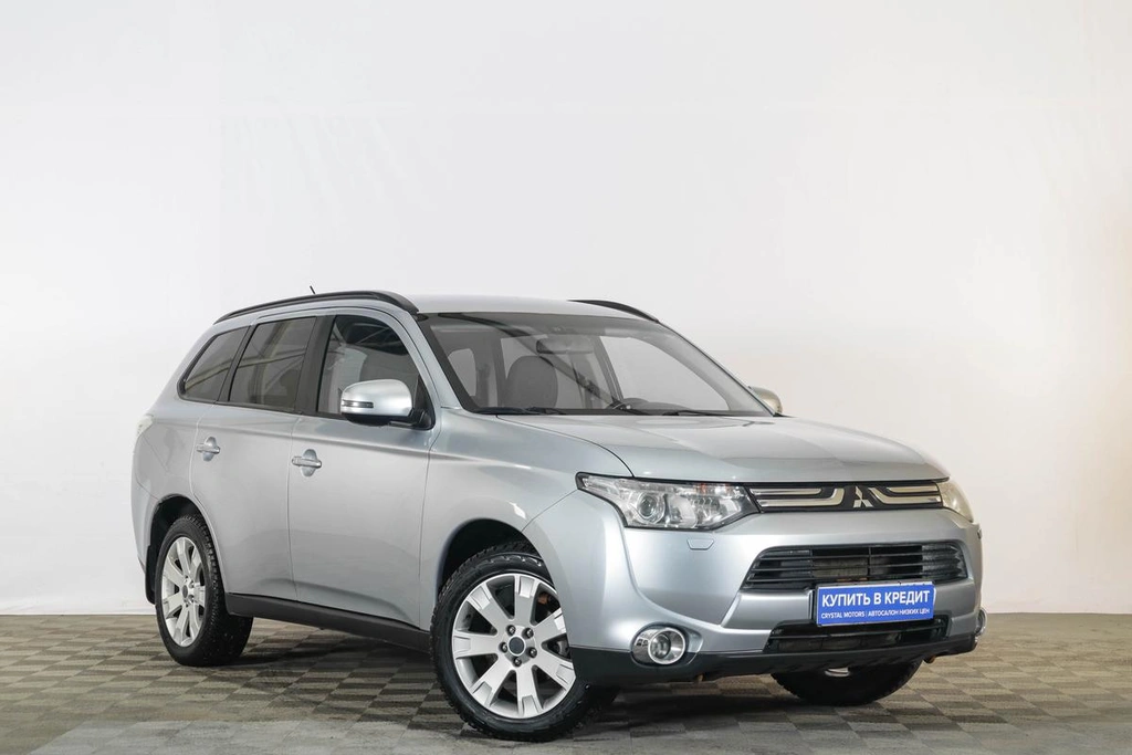 Внедорожник Mitsubishi Outlander 2012 года, 1519000 рублей, Тюмень