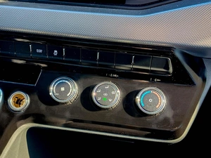 DongFeng K33, I (2023 - н.в.) 2.3 D AMT (136 л.с.) 2024г. 2024 года, 3998999 рублей, Москва