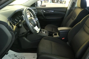 Внедорожник Nissan Rogue 2017 года, 1899000 рублей, Омск