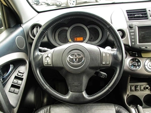 Внедорожник Toyota RAV4 2012 года, 1649000 рублей, Владимир