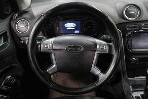 Седан Ford Mondeo 2012 года, 849000 рублей, Новокузнецк