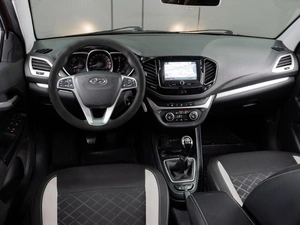 Универсал ВАЗ (LADA) Vesta Cross 2017 года, 900000 рублей, Тюмень