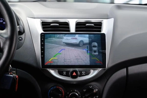 Седан Hyundai Solaris 2013 года, 750000 рублей, Ульяновск