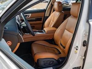 Седан Jaguar XF 2013 года, 1190000 рублей, Краснодар
