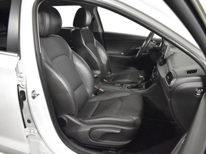 Хетчбэк Hyundai i30 2017 года, 1299900 рублей, Казань