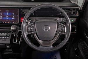 Минивэн Honda Stepwgn Spada 2021 года, 2879000 рублей, Томск