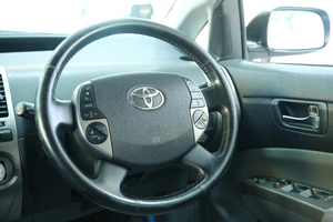 Лифтбек Toyota Prius 2008 года, 889000 рублей, Омск